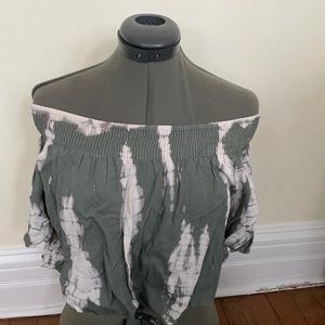 Green and white summer top! From a pop up shop in Miami.